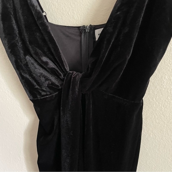 Superdown Aurora Deep V Neck Maxi Dress Slit Black Velvet Knot Front Size XS. - Picture 6 of 9